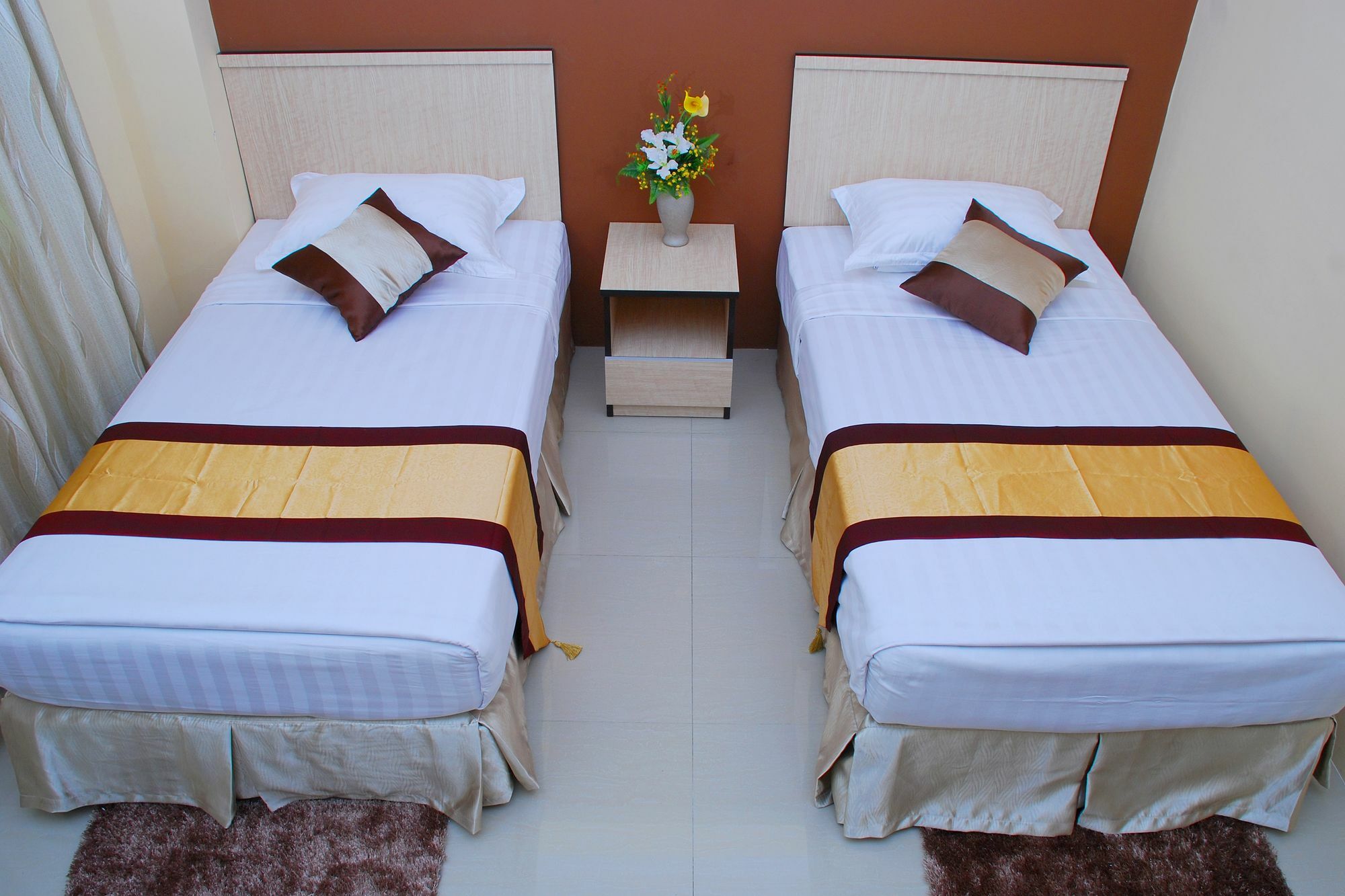יאנגון Hotel 72 מראה חיצוני תמונה