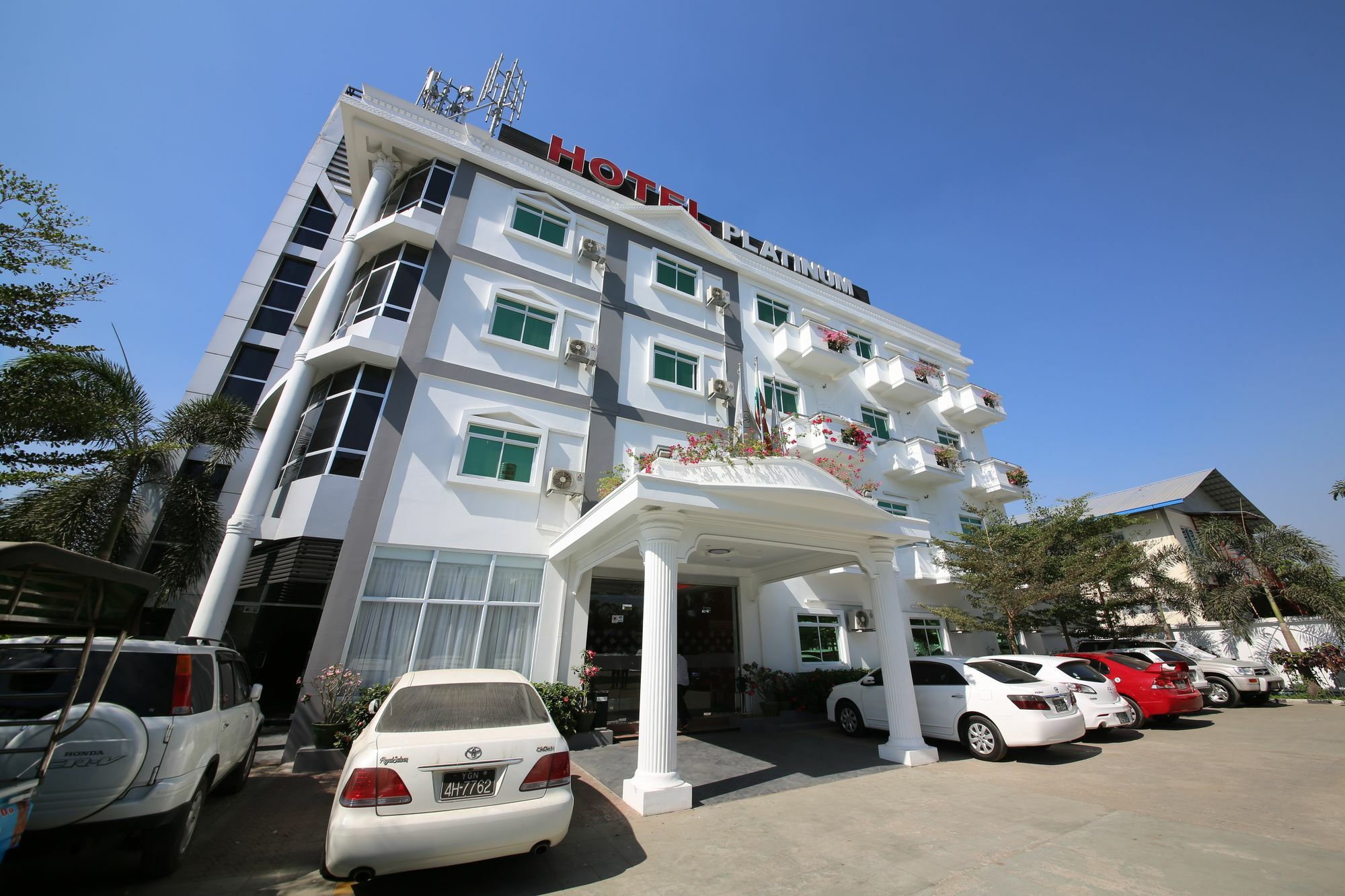 יאנגון Hotel 72 מראה חיצוני תמונה